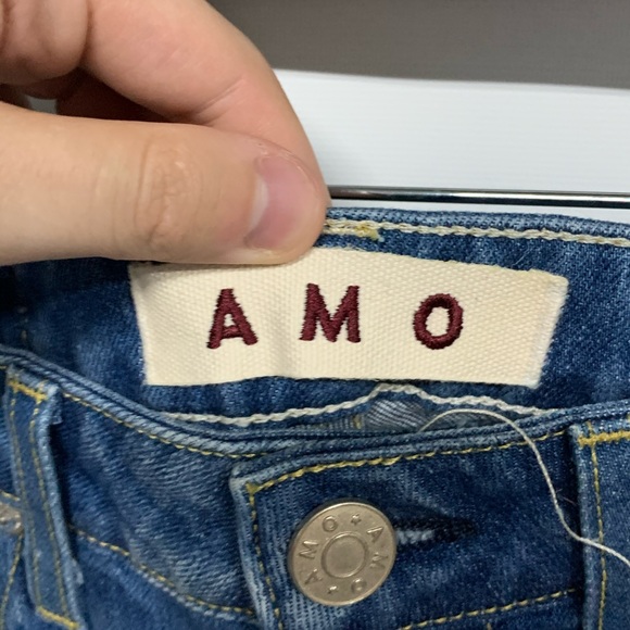 AMO | Twist Frayed Split Hem Cropped Jean 24 NEW - Picture 6 of 6